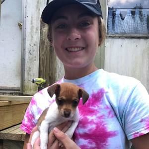 Meet your Posher, Katelyn